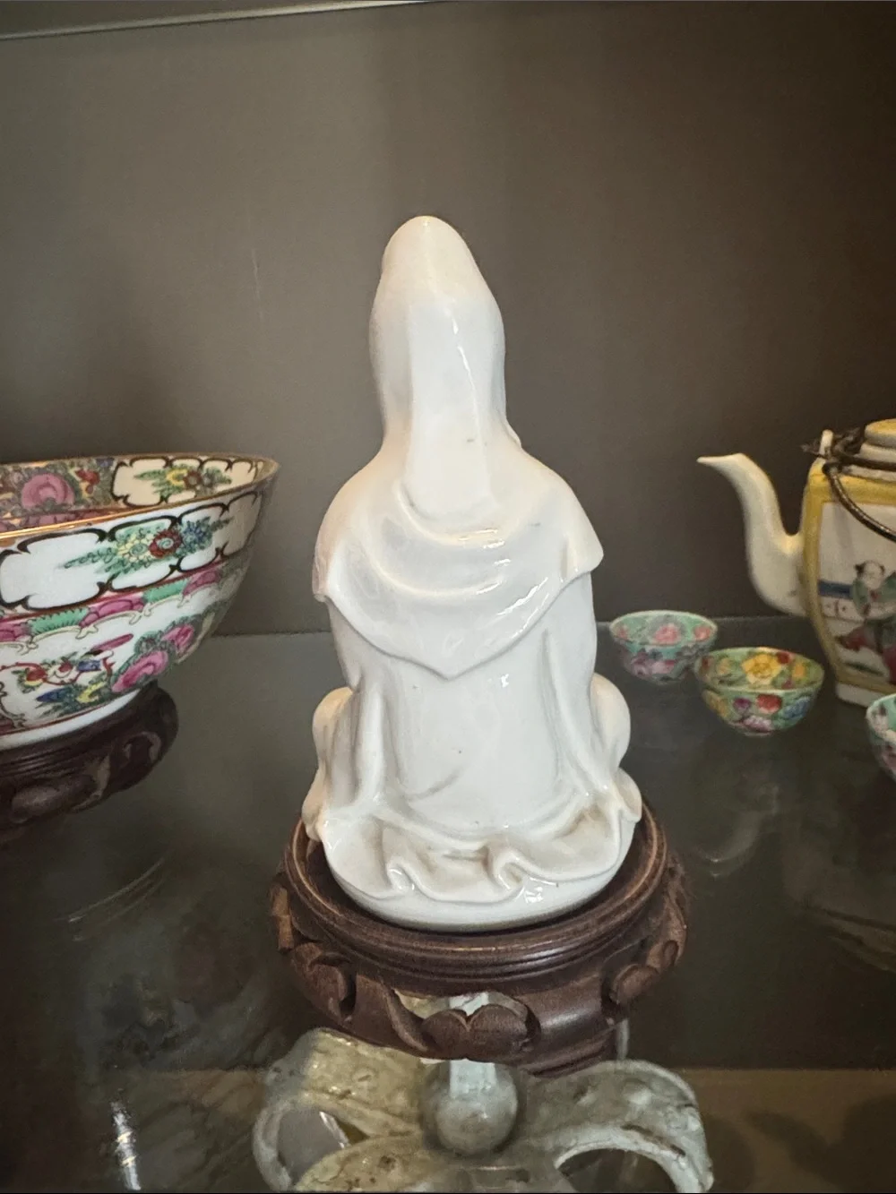 White Porcelain Asian Figurine Set - Trio - Picture 7 of 7